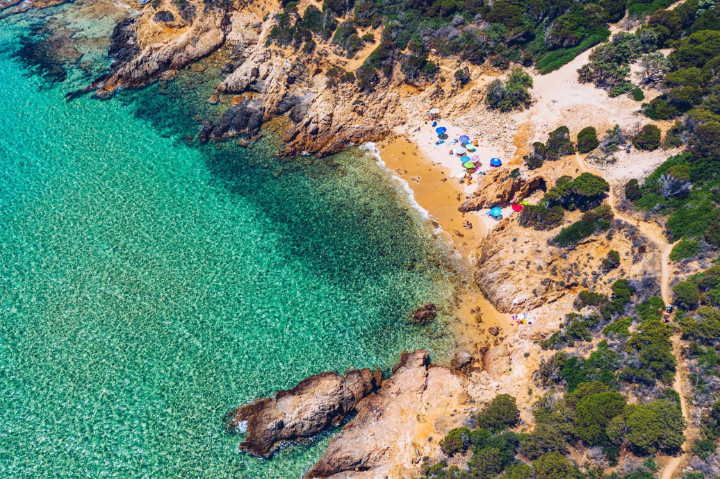 media.Slide_SpiaggiaCalaCipolla_7Veridia_Resort_Sardegna